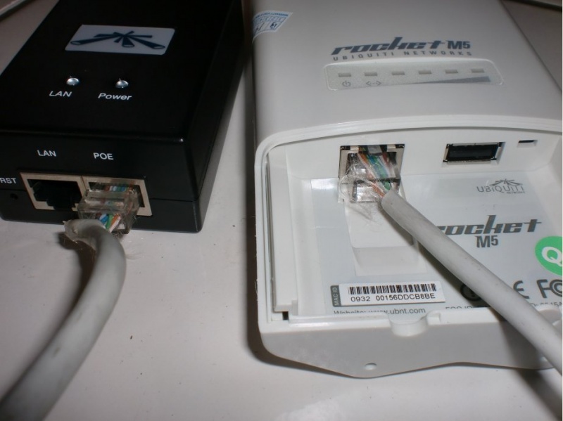 File:Ubiquiti-rocket-m5-3.jpeg