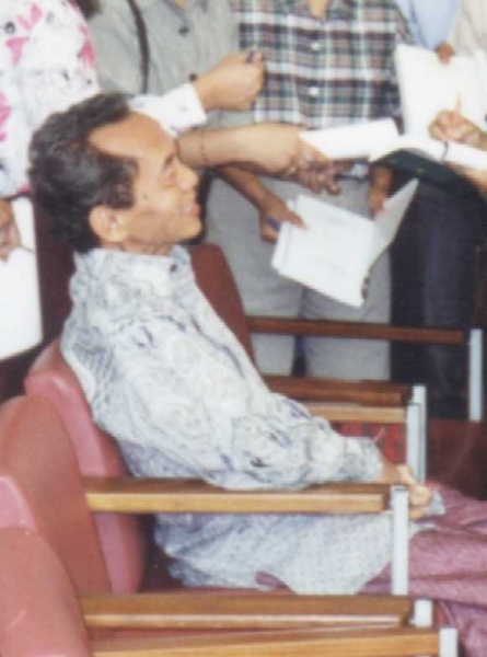 File:Bapak-1-6-september-1999.jpg